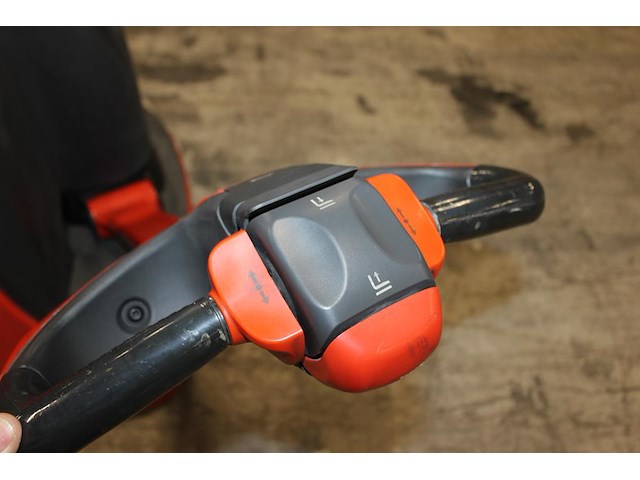 Elektrische palletwagen linde t16. draaiuren 594 uur. - afbeelding 3 van  4