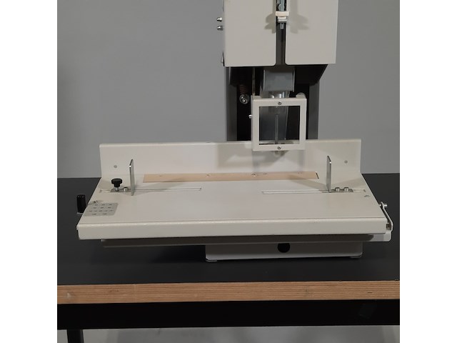 Elektrische papierboormachine, nagel, citoborma 111 - afbeelding 6 van  8