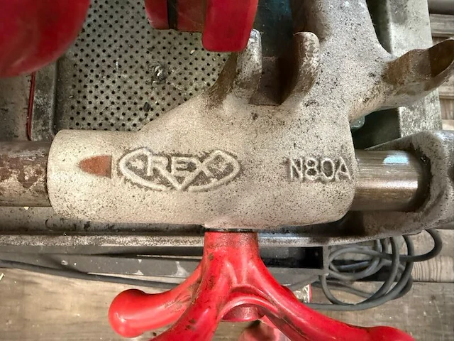 Elektrische pijpdraadsnijmachine, rex, s80av, grijs/rood, met voetpedaal en draadsnijkoppen - afbeelding 5 van  10