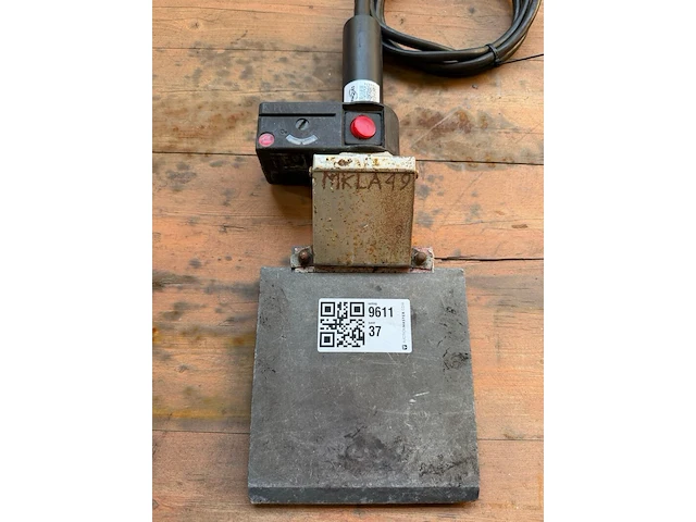 Elektrische plaatmagneet, eugen riexinger, k6v-50, zwart/grijs, 800 w - afbeelding 1 van  6