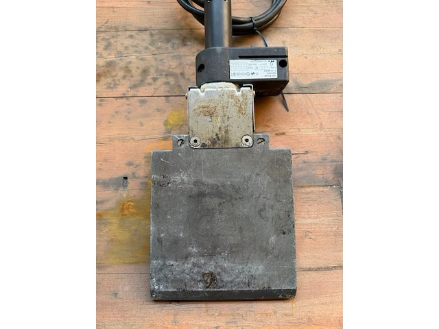 Elektrische plaatmagneet, eugen riexinger, k6v-50, zwart/grijs, 800 w - afbeelding 2 van  6