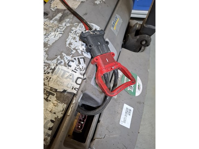 Elektrische pompwagen met lader atlet, piccolo pll180, bouwjaar 2008 - afbeelding 7 van  11