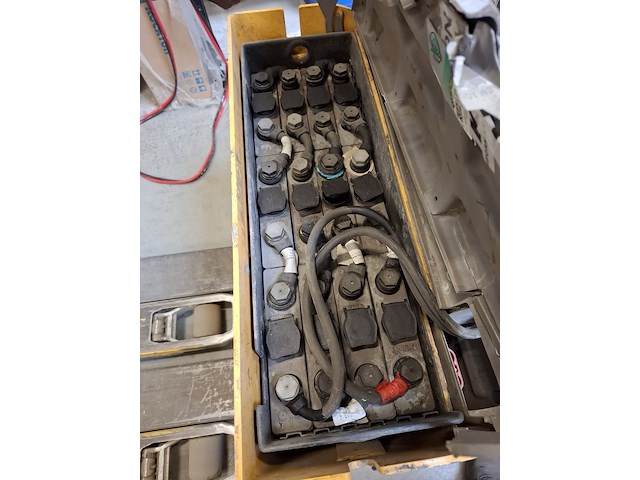 Elektrische pompwagen met lader atlet, piccolo pll180, bouwjaar 2008 - afbeelding 10 van  11