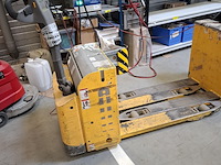 Elektrische pompwagen met lader atlet, piccolo pll180, bouwjaar 2010 - afbeelding 1 van  9