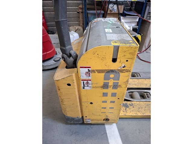 Elektrische pompwagen met lader atlet, piccolo pll180, bouwjaar 2010 - afbeelding 2 van  9