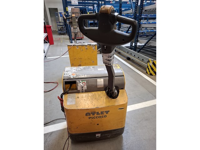 Elektrische pompwagen met lader atlet, piccolo pll180, bouwjaar 2010 - afbeelding 3 van  9