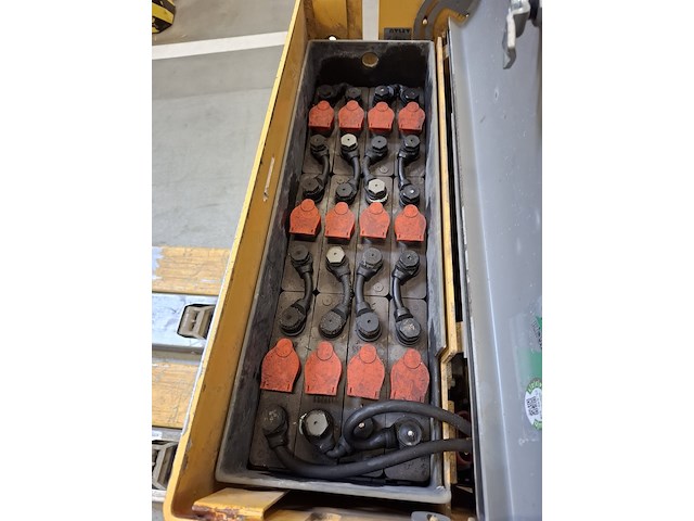 Elektrische pompwagen met lader atlet, piccolo pll180, bouwjaar 2010 - afbeelding 5 van  9