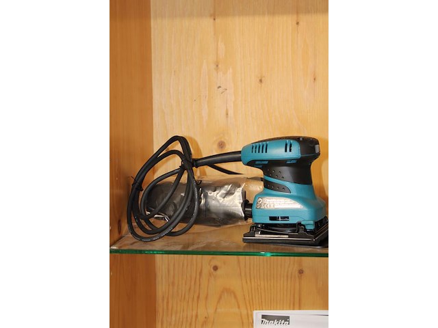 Elektrische schuurmachine makita bo455k. nieuw in doos. - afbeelding 2 van  3