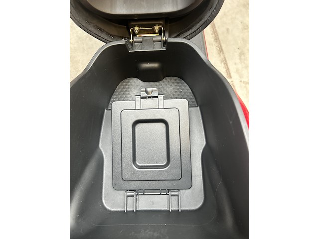 Elektrische scooter 45 km p/u met nederlands kenteken edrive, milano+ - afbeelding 15 van  17