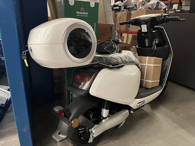 Elektrische scooter 45 km/uur e-drive - afbeelding 5 van  11