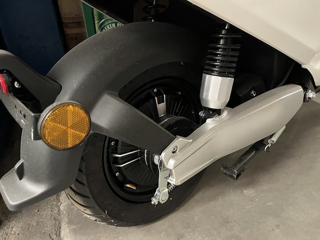 Elektrische scooter 45 km/uur e-drive - afbeelding 9 van  11
