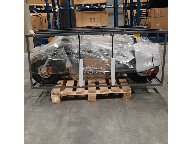 Elektrische scooter, dogebos - afbeelding 1 van  7