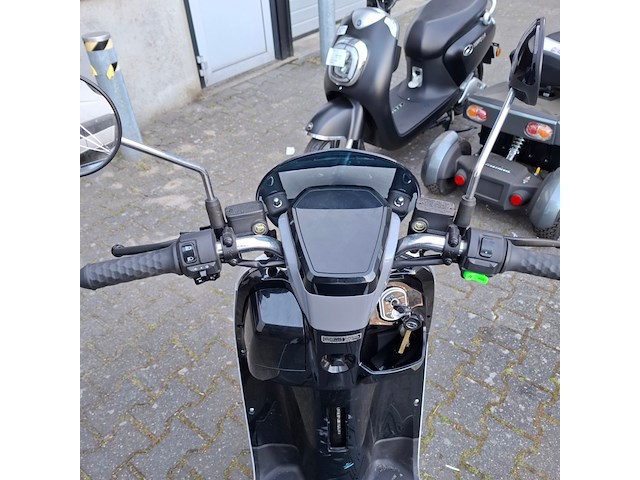 Elektrische scooter, nipponia, e-viball - afbeelding 17 van  20