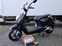 Elektrische scooter, nipponia, volty - afbeelding 1 van  23