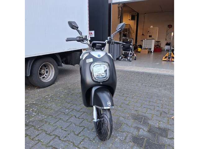 Elektrische scooter, nipponia, volty - afbeelding 18 van  23