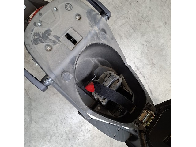 Elektrische scooter, oxygen - afbeelding 3 van  21