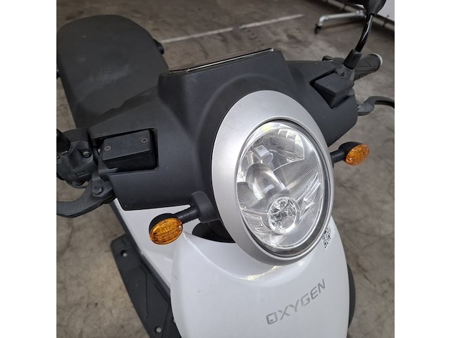 Elektrische scooter, oxygen - afbeelding 15 van  21