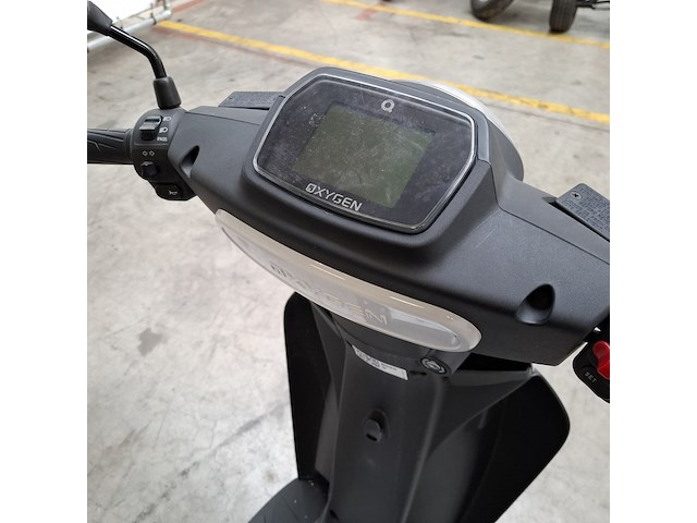 Elektrische scooter, oxygen - afbeelding 19 van  21
