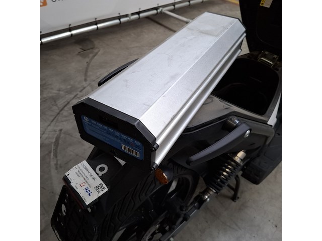 Elektrische scooter, oxygen - afbeelding 4 van  21