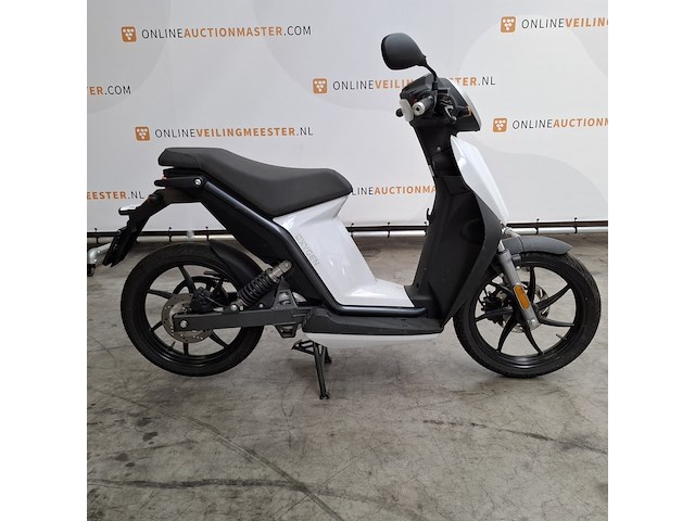 Elektrische scooter, oxygen - afbeelding 1 van  21