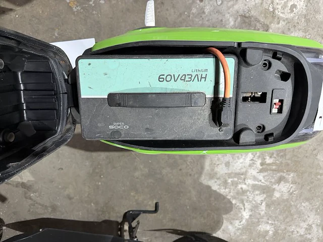 Elektrische scooter, super soco, cux - afbeelding 13 van  21
