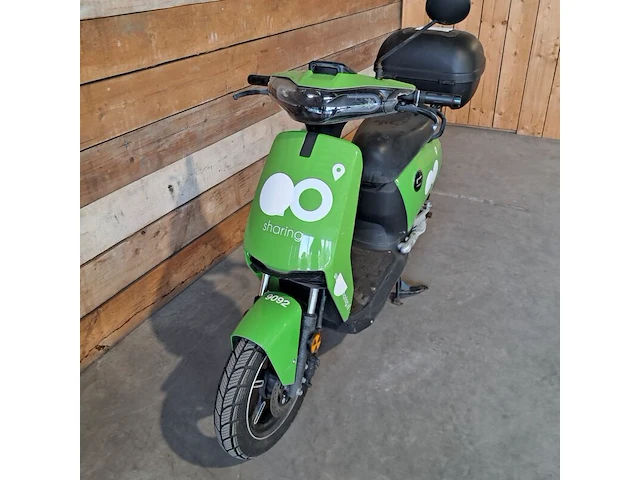 Elektrische scooter, super soco, cux - afbeelding 17 van  21