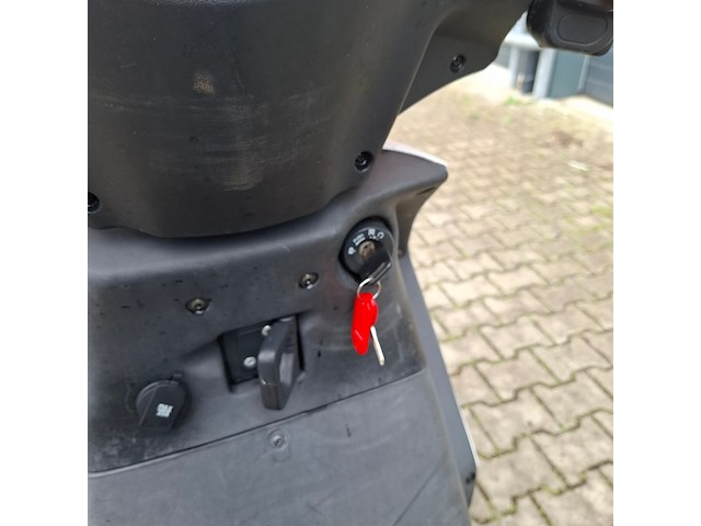 Elektrische snorscooter, govecs, go! 2.4, 2013 - afbeelding 4 van  18