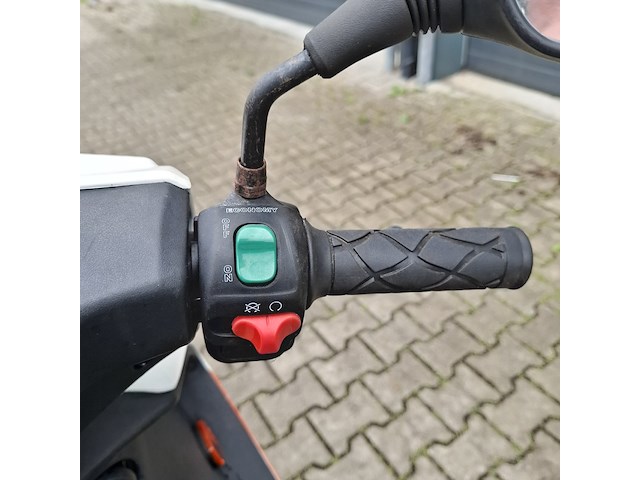 Elektrische snorscooter, govecs, go! 2.4, 2013 - afbeelding 2 van  18
