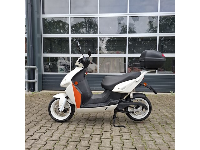 Elektrische snorscooter, govecs, go! 2.4, 2013 - afbeelding 1 van  18
