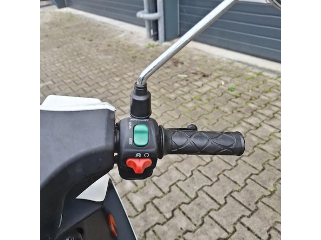 Elektrische snorscooter, govecs, go! 2.4, 2014 - afbeelding 2 van  15