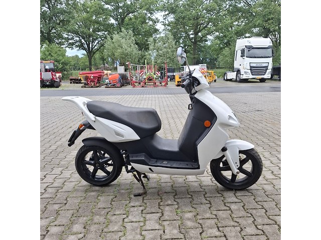 Elektrische snorscooter, govecs, go! 2.4, 2014 - afbeelding 11 van  15