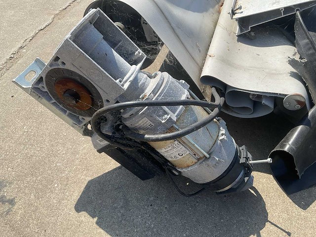 Elektrische speedroldeur - afbeelding 10 van  10