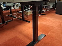 Elektrische sta-zit hoekbureau - afbeelding 4 van  5