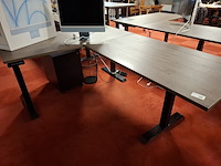 Elektrische sta-zit hoekbureau - afbeelding 2 van  4