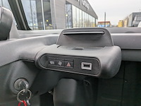 Elektrische stadsauto, citroen, ami, 2022 - afbeelding 9 van  34