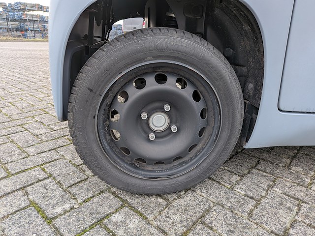 Elektrische stadsauto, citroen, ami, 2022 - afbeelding 18 van  34