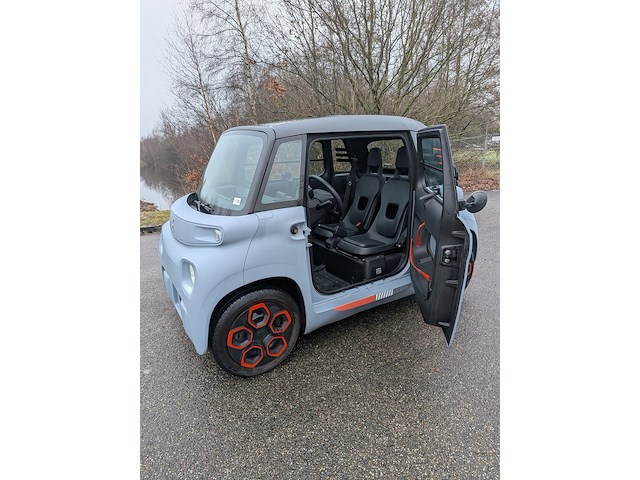Elektrische stadsauto, citroen, ami, 2022 - afbeelding 2 van  26