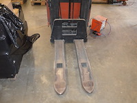 Elektrische stapelaar bt lsv 1600/2 1800kg met accu en lader - afbeelding 3 van  14