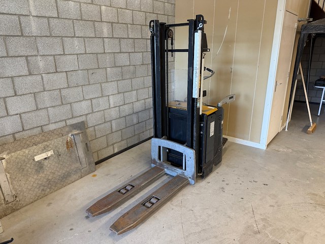 Elektrische stapelaar, caterpillar, nsv16n, 2011 - afbeelding 1 van  17