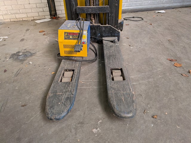 Elektrische stapelaar noblelift, cs1536ffl - afbeelding 8 van  13