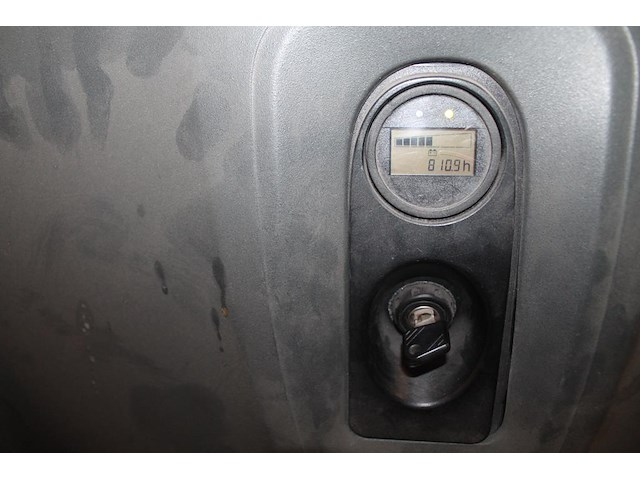 Elektrische stapelaar pelzer l12 i. bouwjaar 2019. hefhoogte 260 cm. afgelezen draaiuren 811 uur. let op: a... - afbeelding 4 van  6