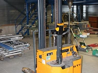 Elektrische stapelaar still egv1250. maximaal 125 kg. bouwjaar 1992. maximale hefhoogte 425 cm. afhalen in ... - afbeelding 2 van  5