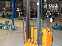 Elektrische stapelaar still egv1250. maximaal 125 kg. bouwjaar 1992. maximale hefhoogte 425 cm. afhalen in ... - afbeelding 3 van  5