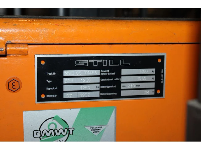 Elektrische stapelaar still egv1250. maximaal 125 kg. bouwjaar 1992. maximale hefhoogte 425 cm. afhalen in ... - afbeelding 5 van  5