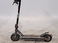 Elektrische step, ducati, pro-1 evo, 2024 - afbeelding 4 van  15