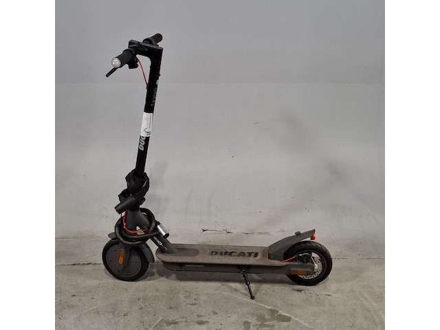 Elektrische step, ducati - afbeelding 3 van  14