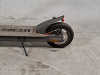 Elektrische step, ducati - afbeelding 4 van  14