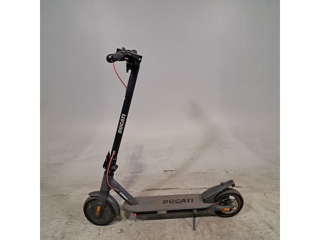 Elektrische step, ducati - afbeelding 4 van  11