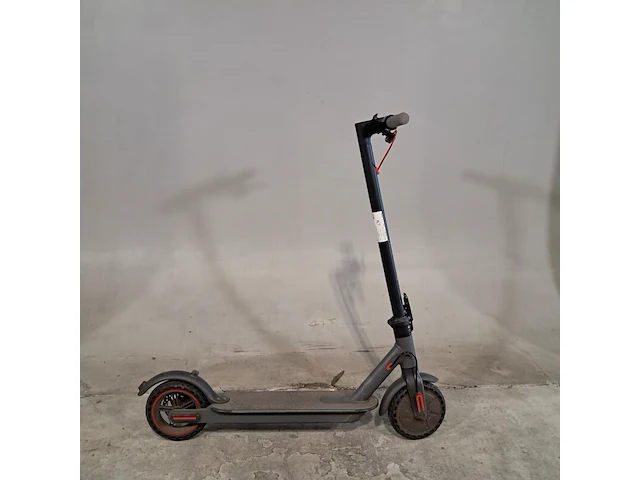 Elektrische step, h7, 2020 - afbeelding 1 van  7