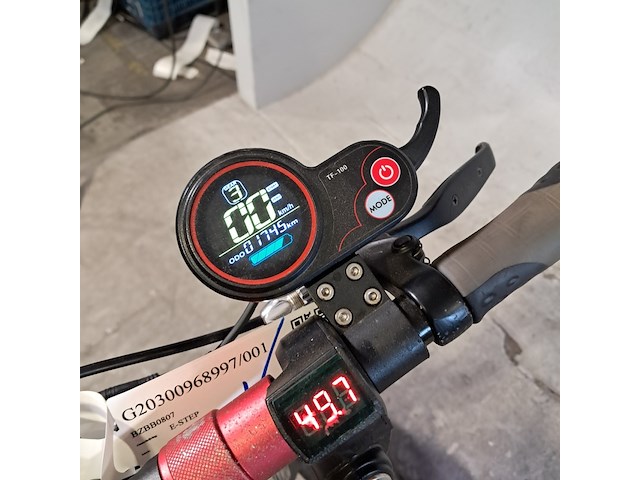 Elektrische step, ienyrid, m4 pro s - afbeelding 11 van  14